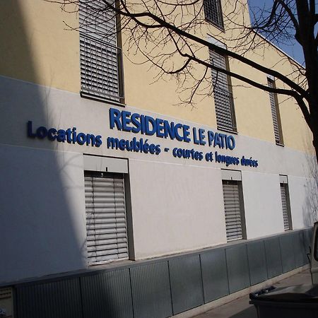 Le Patio Des Traboules Aparthotel Lyon Bagian luar foto