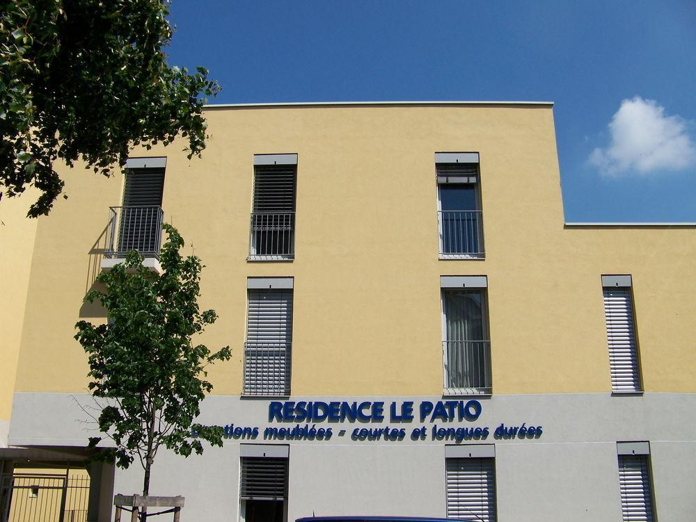 Le Patio Des Traboules Aparthotel Lyon Bagian luar foto