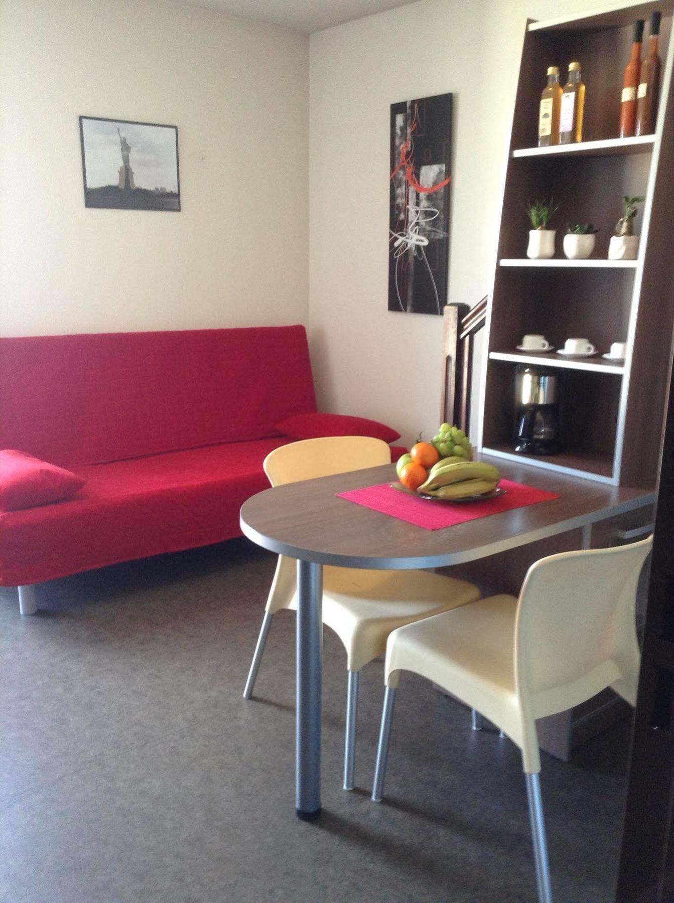 Le Patio Des Traboules Aparthotel Lyon Bagian luar foto